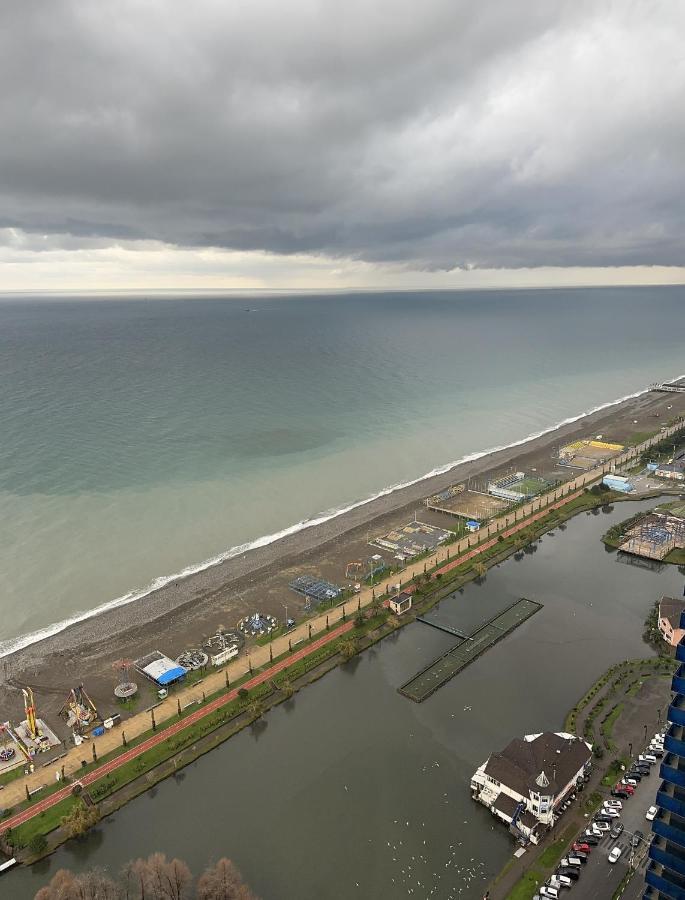 Orbi City In Batumi Exterior foto